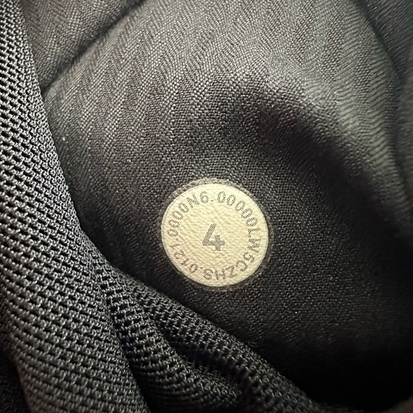 Lululemon Beyond The Studio Jogger-Black-Size 4 - Picture 12 of 14